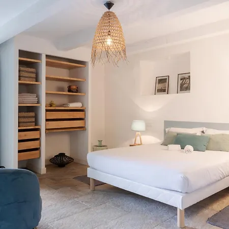 Bergerie Fiumicellu + Maisonnette Вилла Santa-Maria-di-Lota